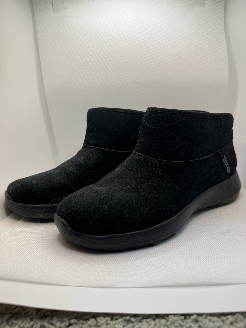 SKECHERS Slip-Ins Women's Black Faux Fur Bootie Slippers US 6.5